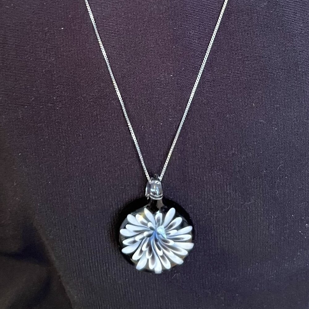 Vintage Lampwork Art Glass Pendant with 3D Purple & White Flower + Silver Chain